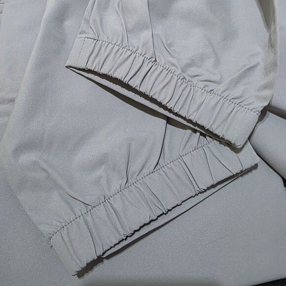 Banana Republic Motion Tech Hybrid Pants Mens Sz 30x39 & 34x42 Gray Performance - Picture 13 of 15